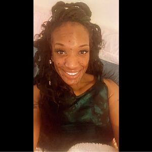 Meet your Posher, Khadijah